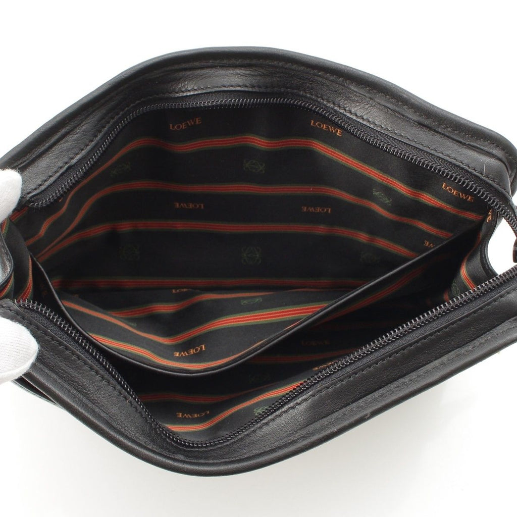 Loewe Leather Anagram Clutch Black — view 6