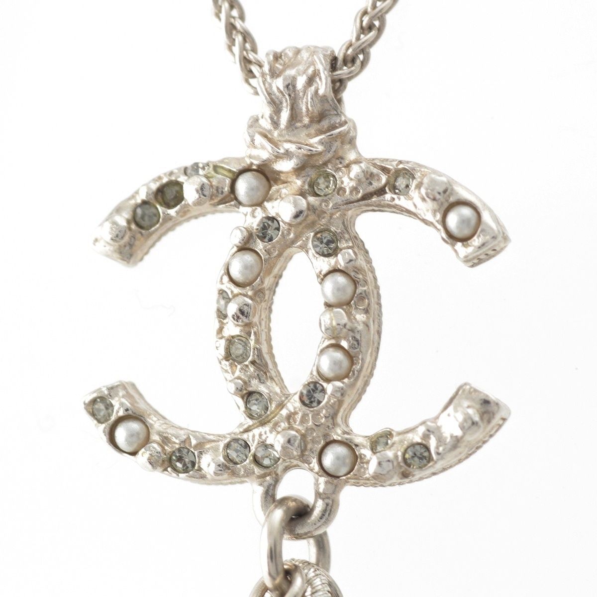 Chanel Metal Pearl CC Logo Rhinestone Necklace Silver — view 4