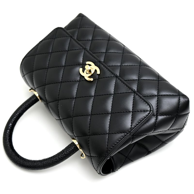 Chanel Handbag Black — view 3