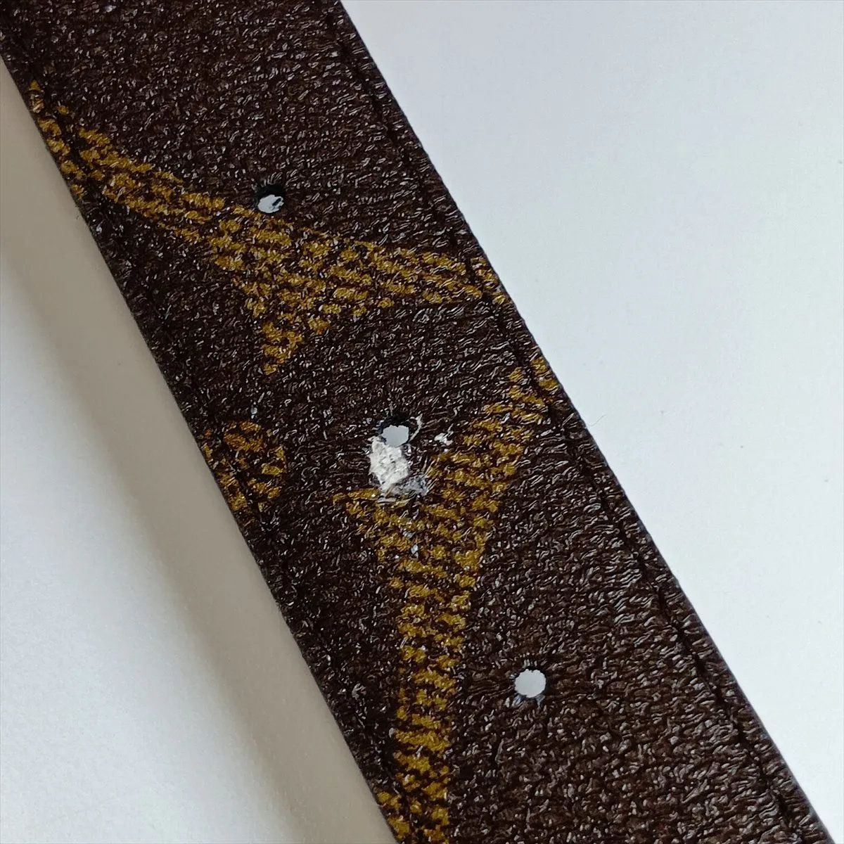 Louis Vuitton Monogram Ceinture LV Iconic 30 Reversible Belt — view 6