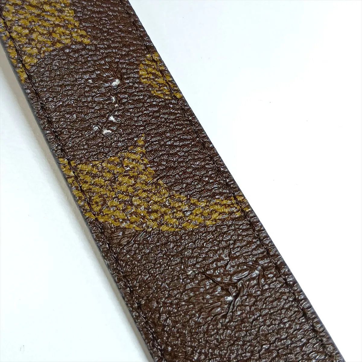 Louis Vuitton Monogram Ceinture LV Iconic 30 Reversible Belt — view 7