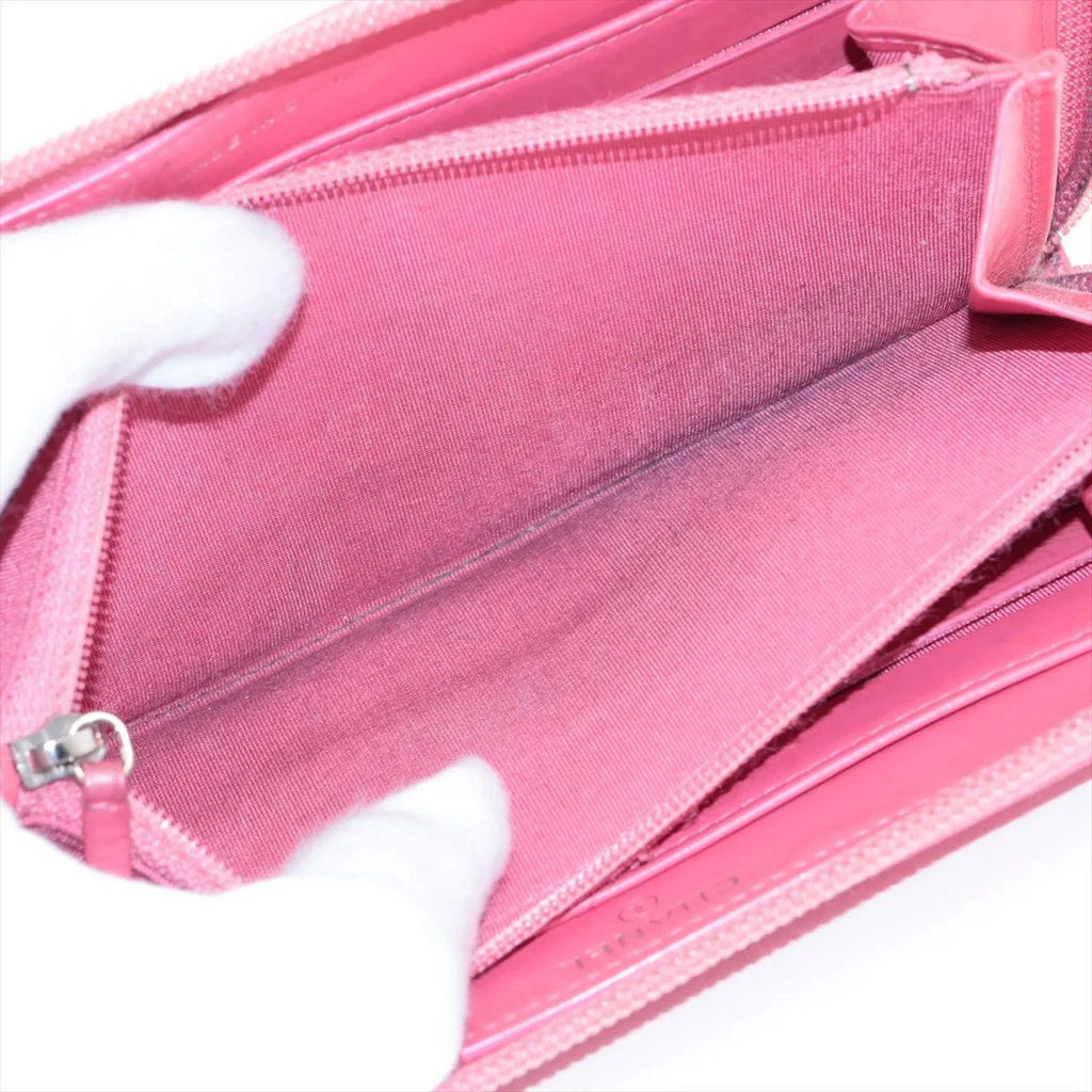 Chanel CC Logo Leather Wallet Zip Around — view 6