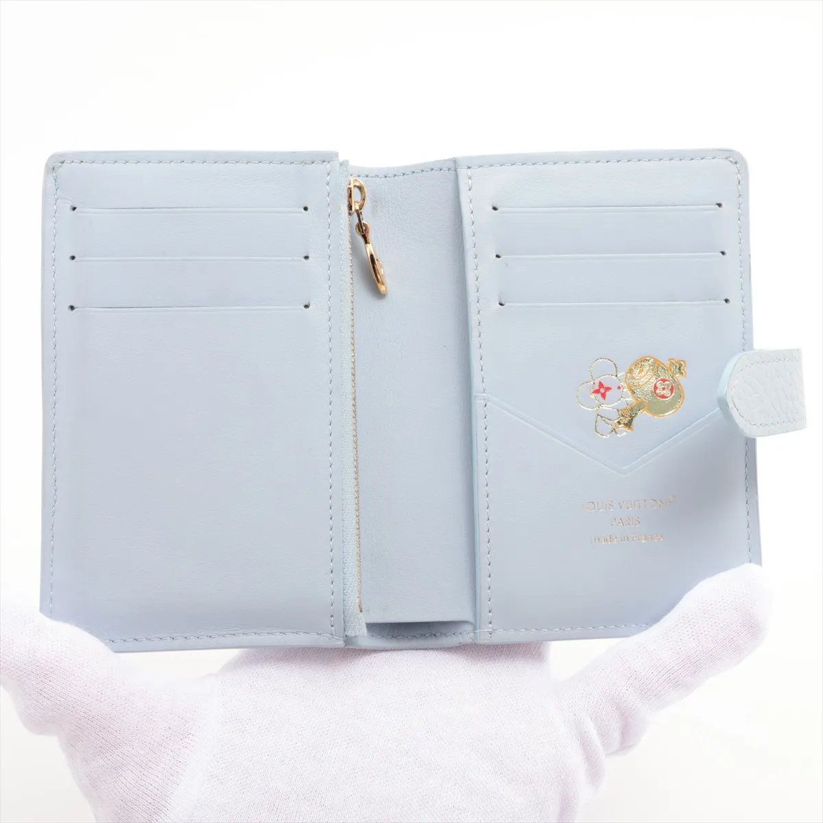 Louis Vuitton Taurillon LV Vertical Wallet with Compact Leather Bifold — view 3