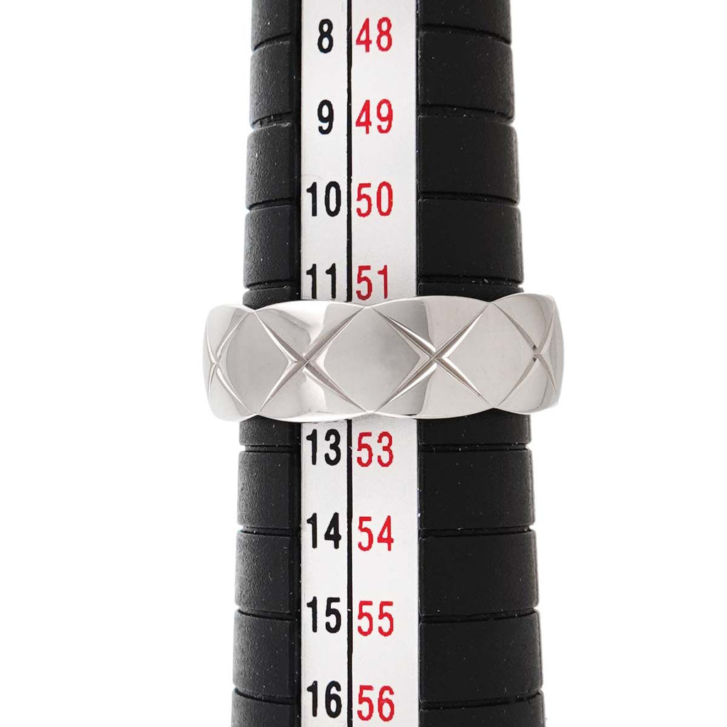Chanel Coco Crush Medium 52 Ring 18K White Gold 750 Quilted — view 6