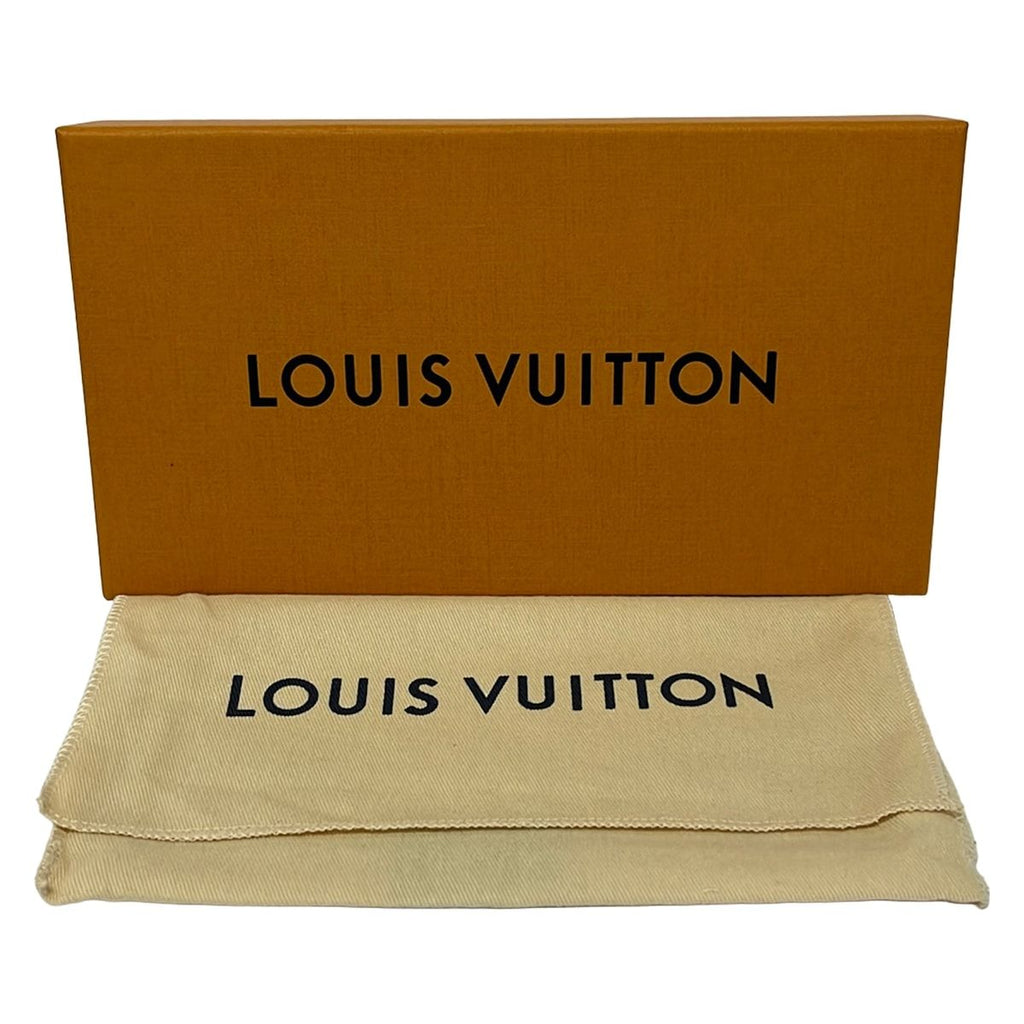Louis Vuitton Wallet Mahina Magnolia Leather — view 6