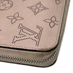 Louis Vuitton Wallet Mahina Magnolia Leather — view 7