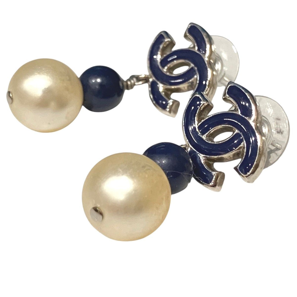 Chanel CC Logo Earrings Metal Faux Pearl — view 8