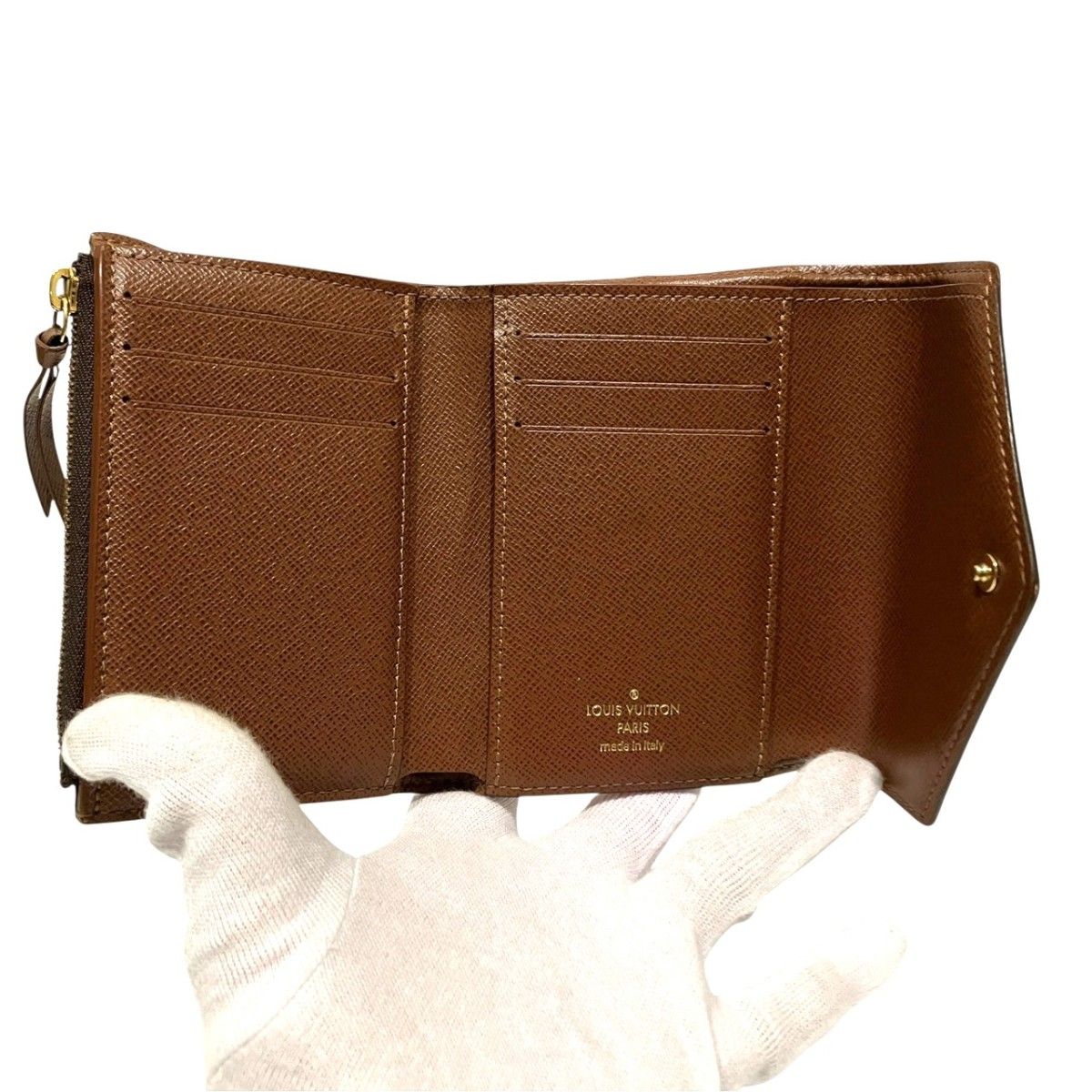Louis Vuitton Portefeuille Victorine Monogram Trifold Wallet Canvas — view 3