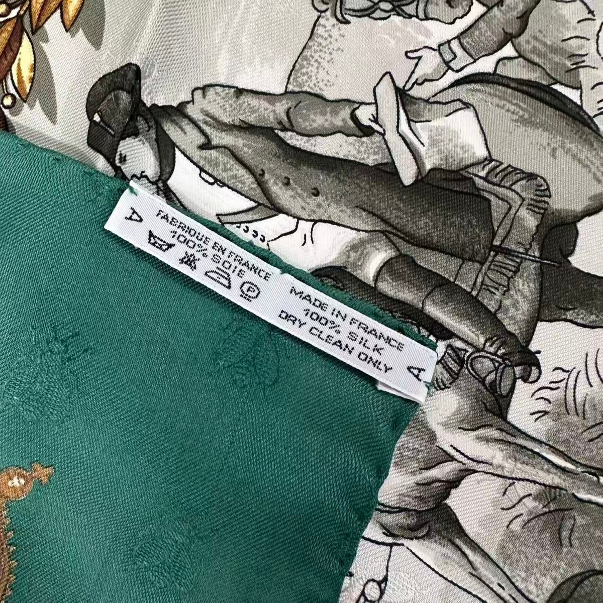 Hermes Scarf Silk 100% Carre 90 Napoleon Green — view 7