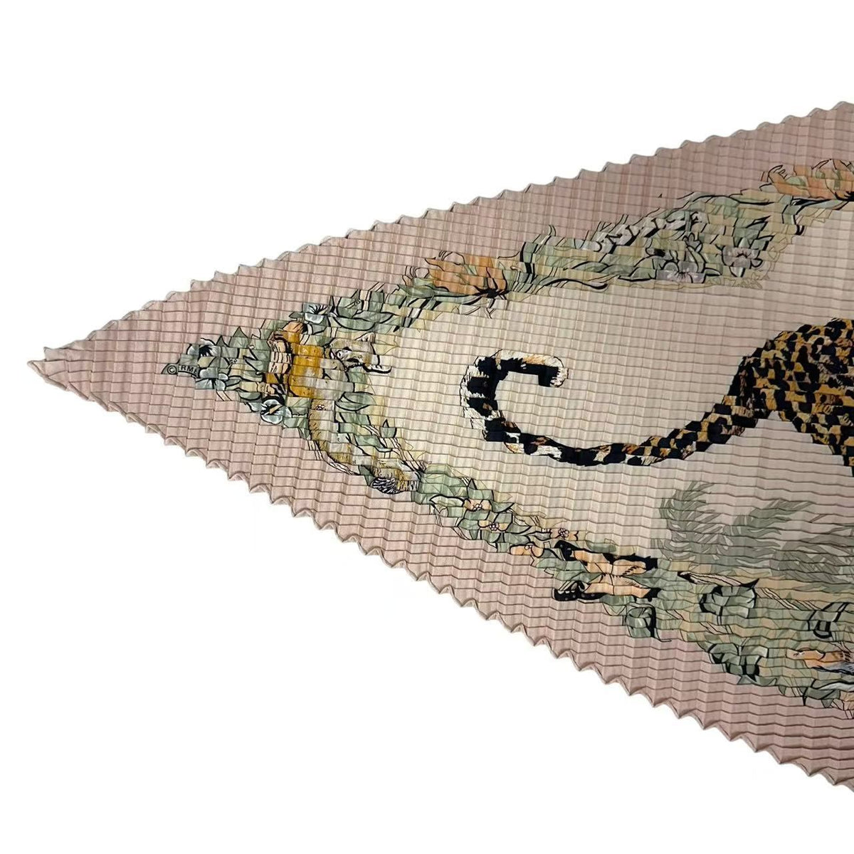 Hermes Scarf Pleated Silk Dip Dye Dip Die Jungle Love Beige — view 2