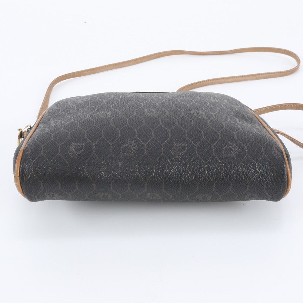 Dior Honeycomb Leather Shoulder Bag — view 5