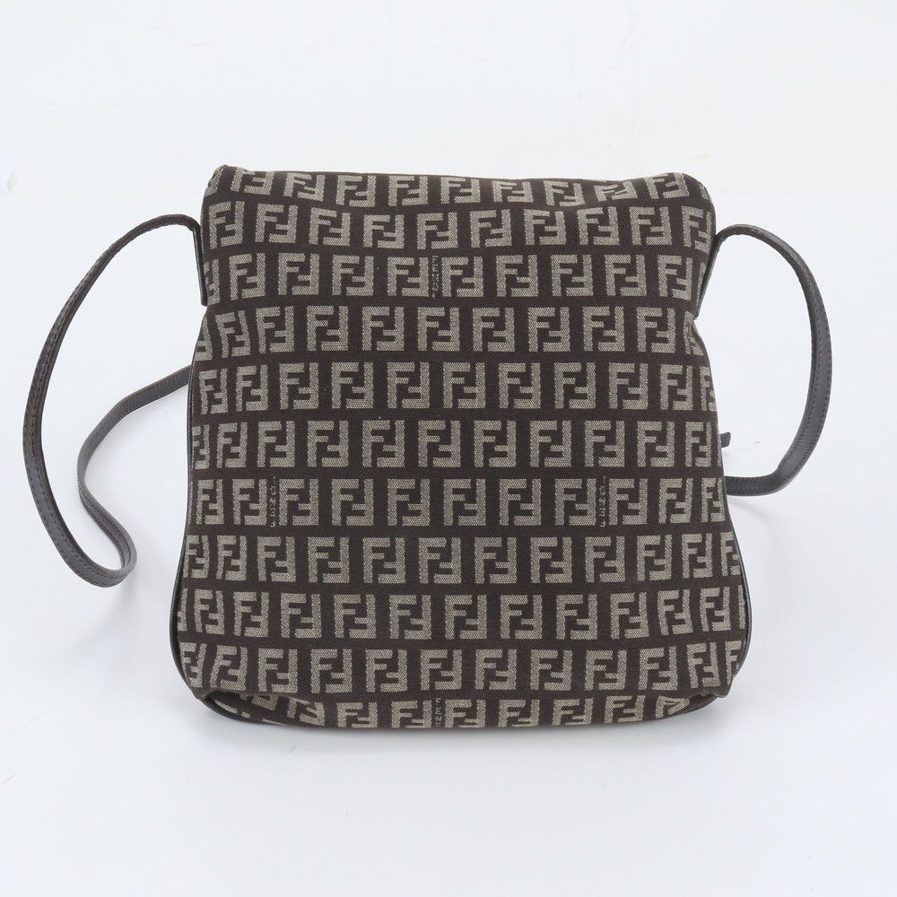 Fendi FF Zucchino Leather Shoulder Bag Crossbody Brown — view 3