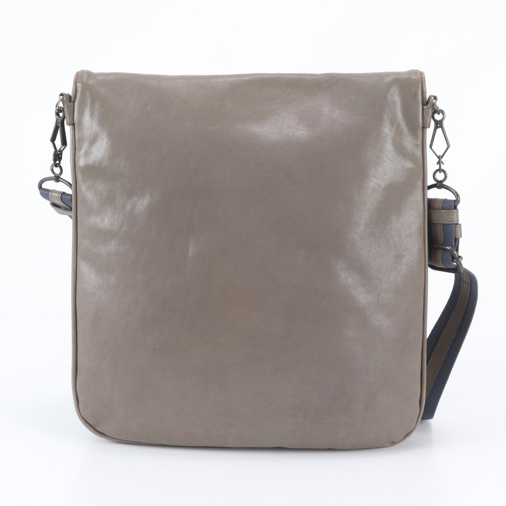 Bottega Veneta Intrecciato Braided Leather Shoulder Bag Crossbody Messenger — view 3