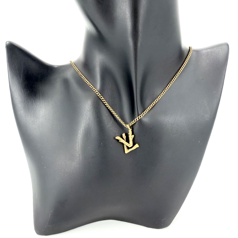 Louis Vuitton Necklace LV Twig Pendant Adjustable Gold — view 2