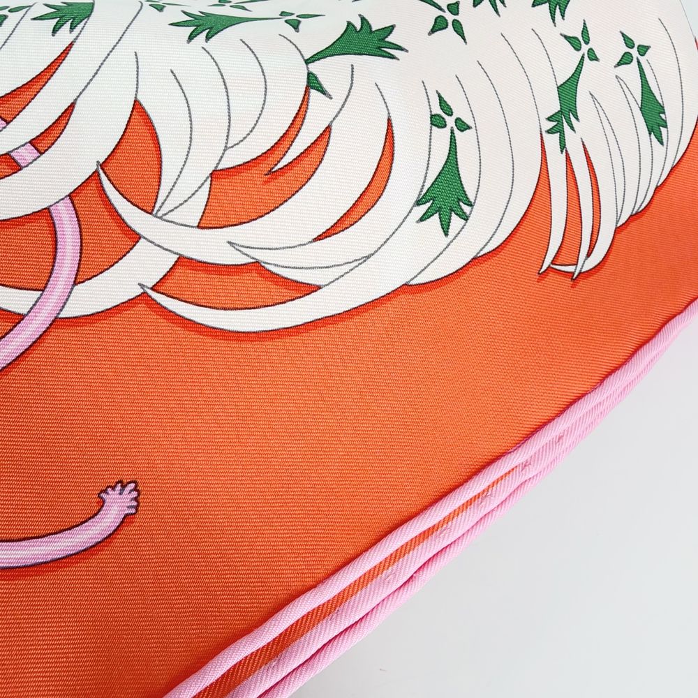 Hermes Scarf Carre 90 Legendary Items Woven by Embroidery Legende Brodee Silk — view 5