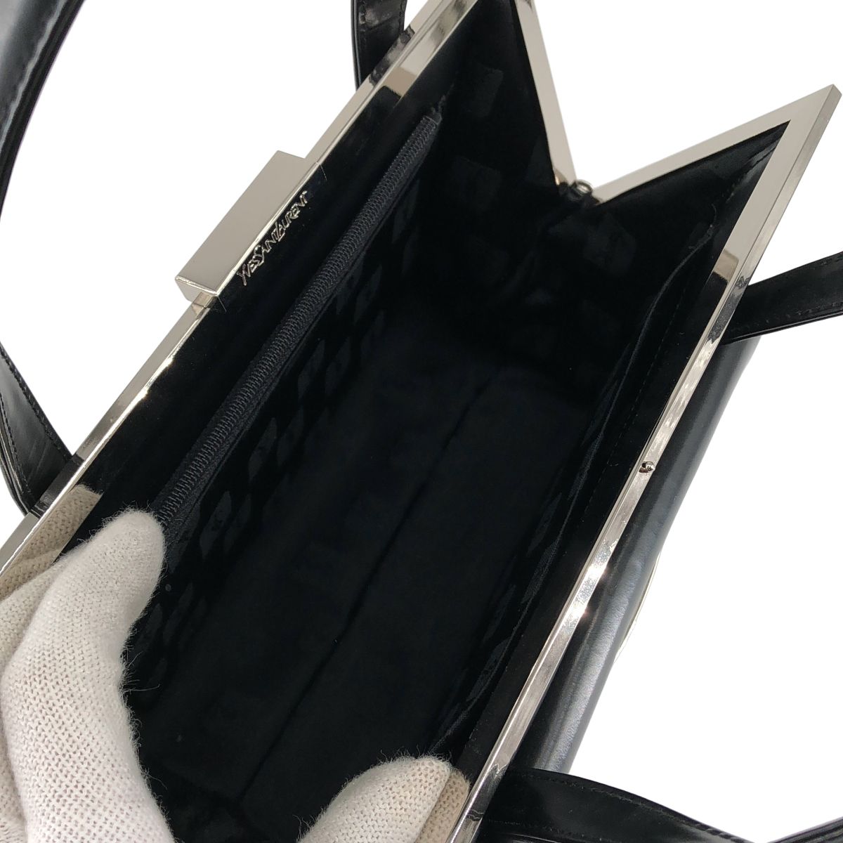 Saint Laurent Leather Kiss Lock Handbag Black Silver — view 4