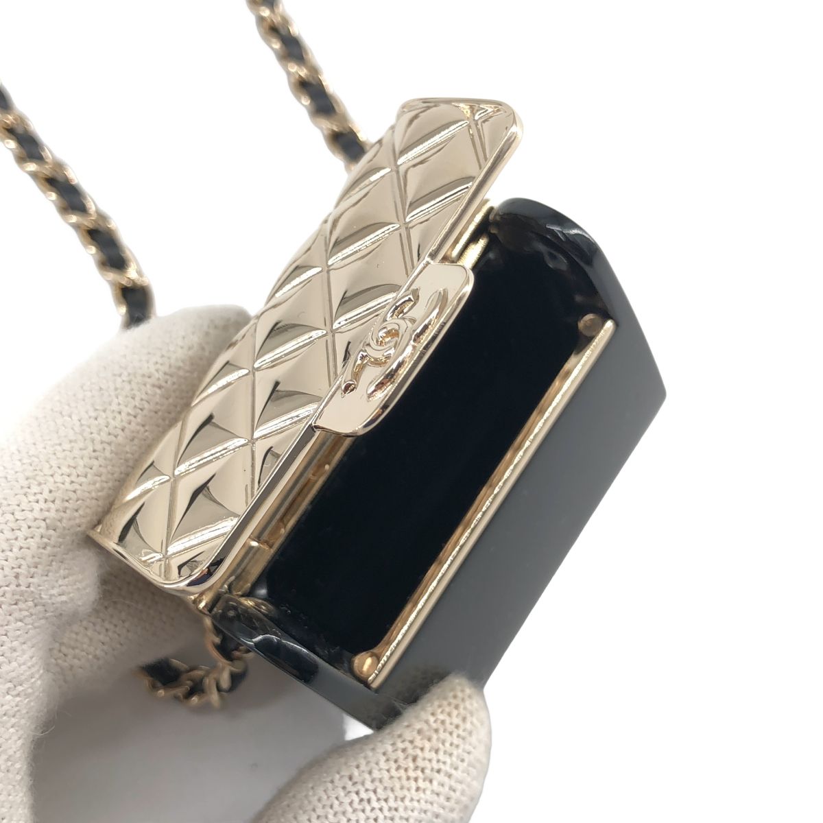 Chanel CC Logo Quilted Bag Necklace Black Silver — view 5