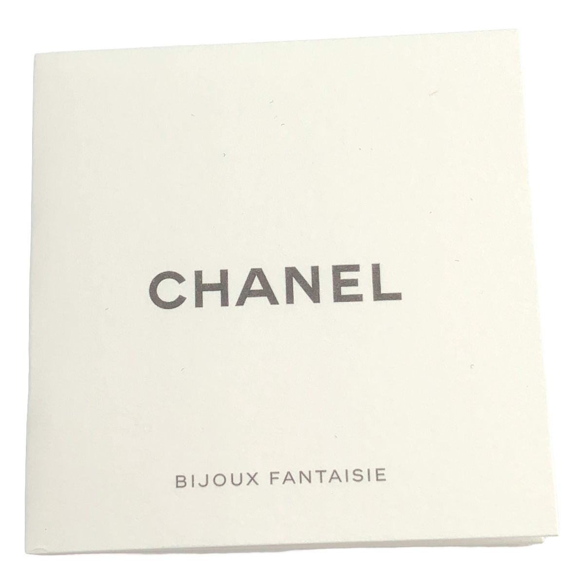 Chanel CC Logo Pearl Long Necklace Multicolor — view 8