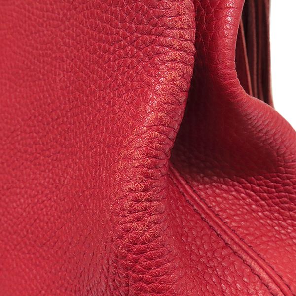 Gucci Shoulder Bag Soho Interlocking G Leather Red Gold Tassel Show — view 6