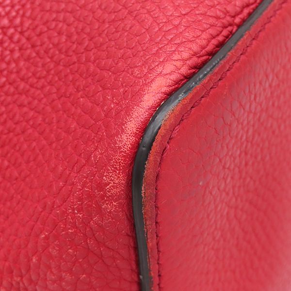 Gucci Shoulder Bag Soho Interlocking G Leather Red Gold Tassel Show — view 4