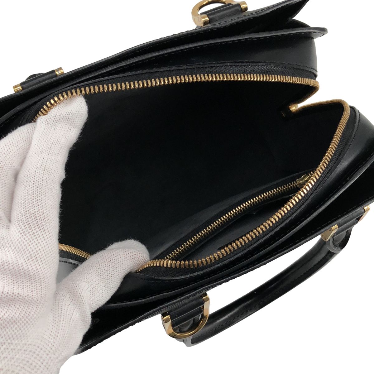 Louis Vuitton Epi Pont Neuf Handbag Black — view 4
