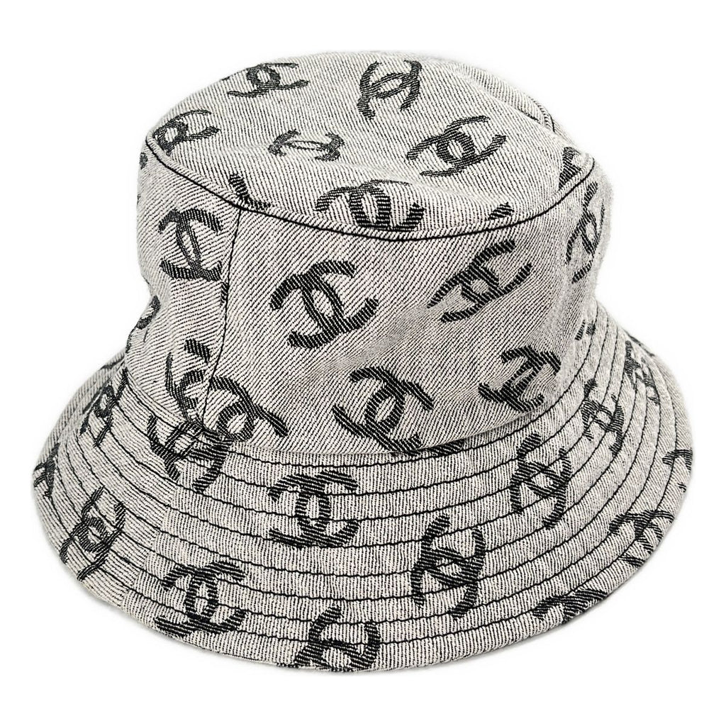 Chanel CC Logo Bucket Hat S White Gray — view 3