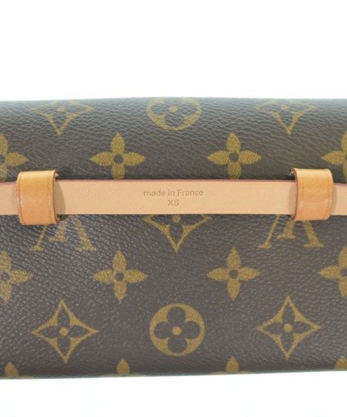 Louis Vuitton Monogram Pochette Florentine Shoulder Bag — view 8