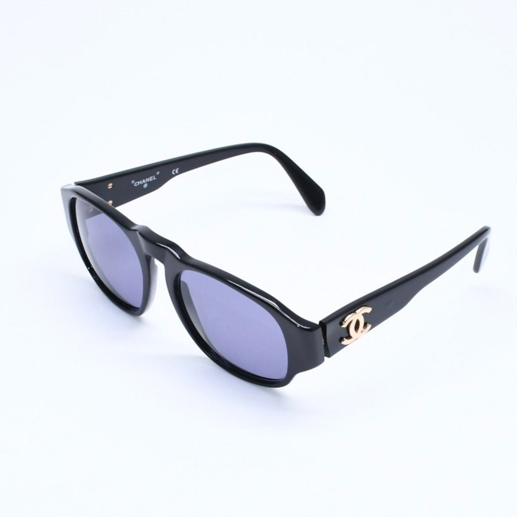 Chanel Sunglasses Eyewear Black Gold — view 3