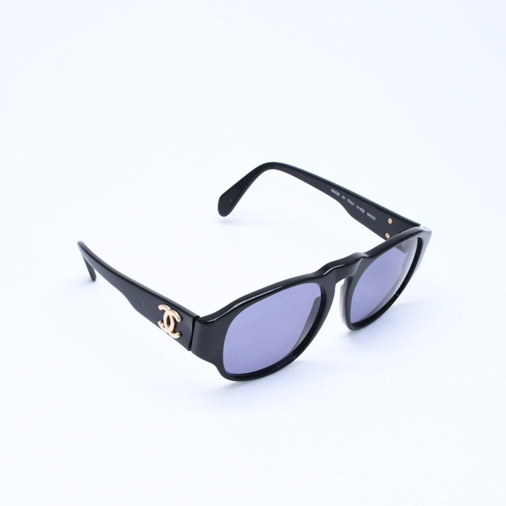 Chanel Sunglasses Eyewear Black Gold — view 4