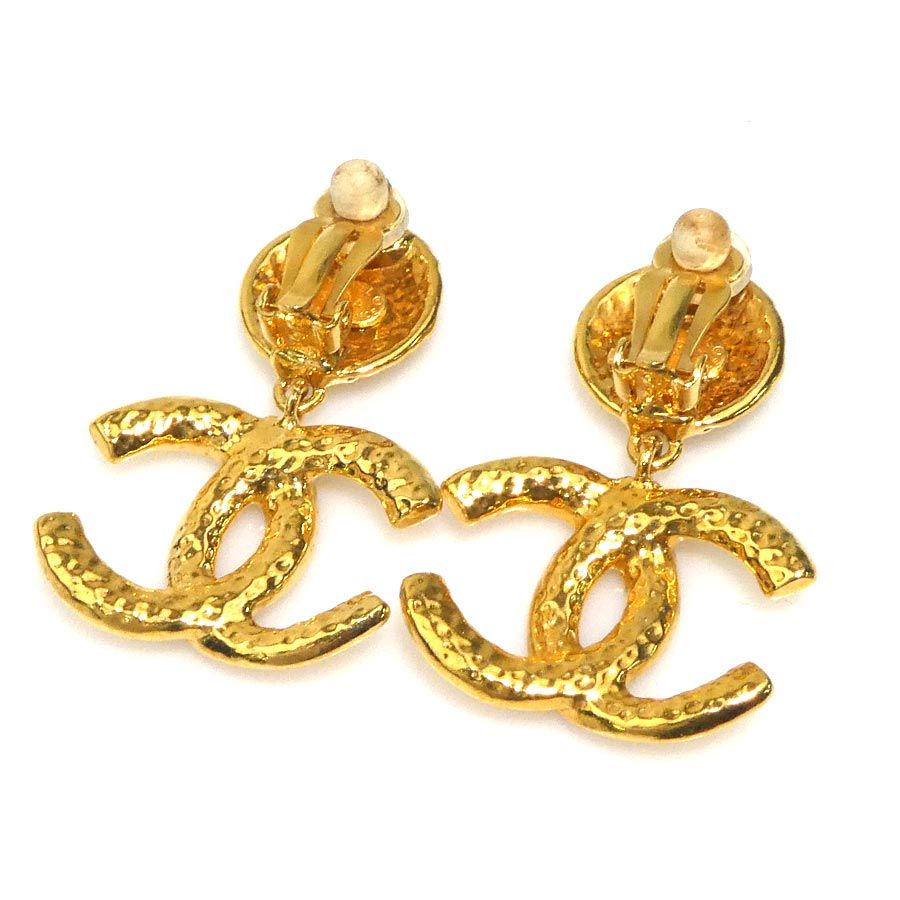 Chanel Earrings CC Logo — view 5