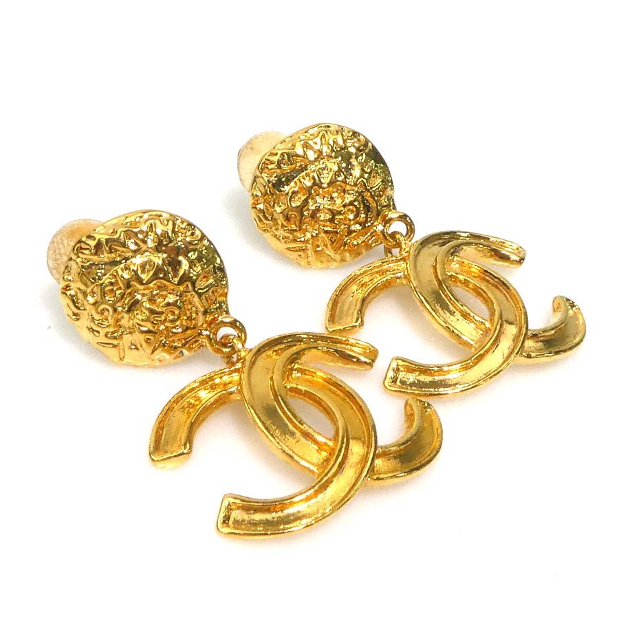Chanel Earrings CC Logo — view 2