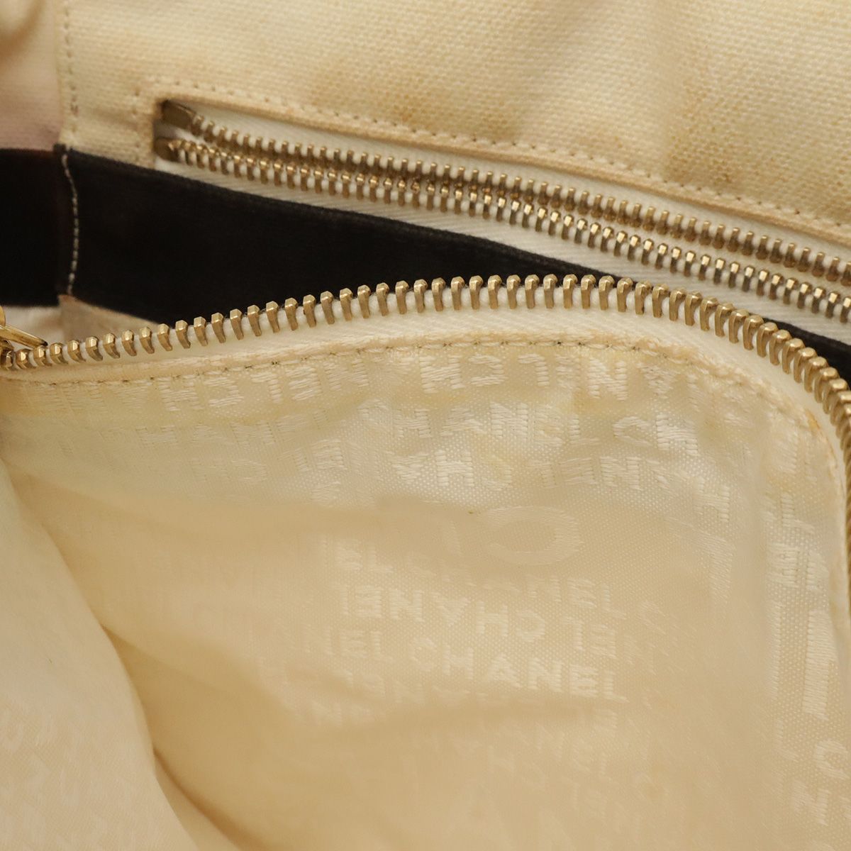 Chanel CC Logo Marshmallow Tote Bag Canvas Ivory White Black — view 8