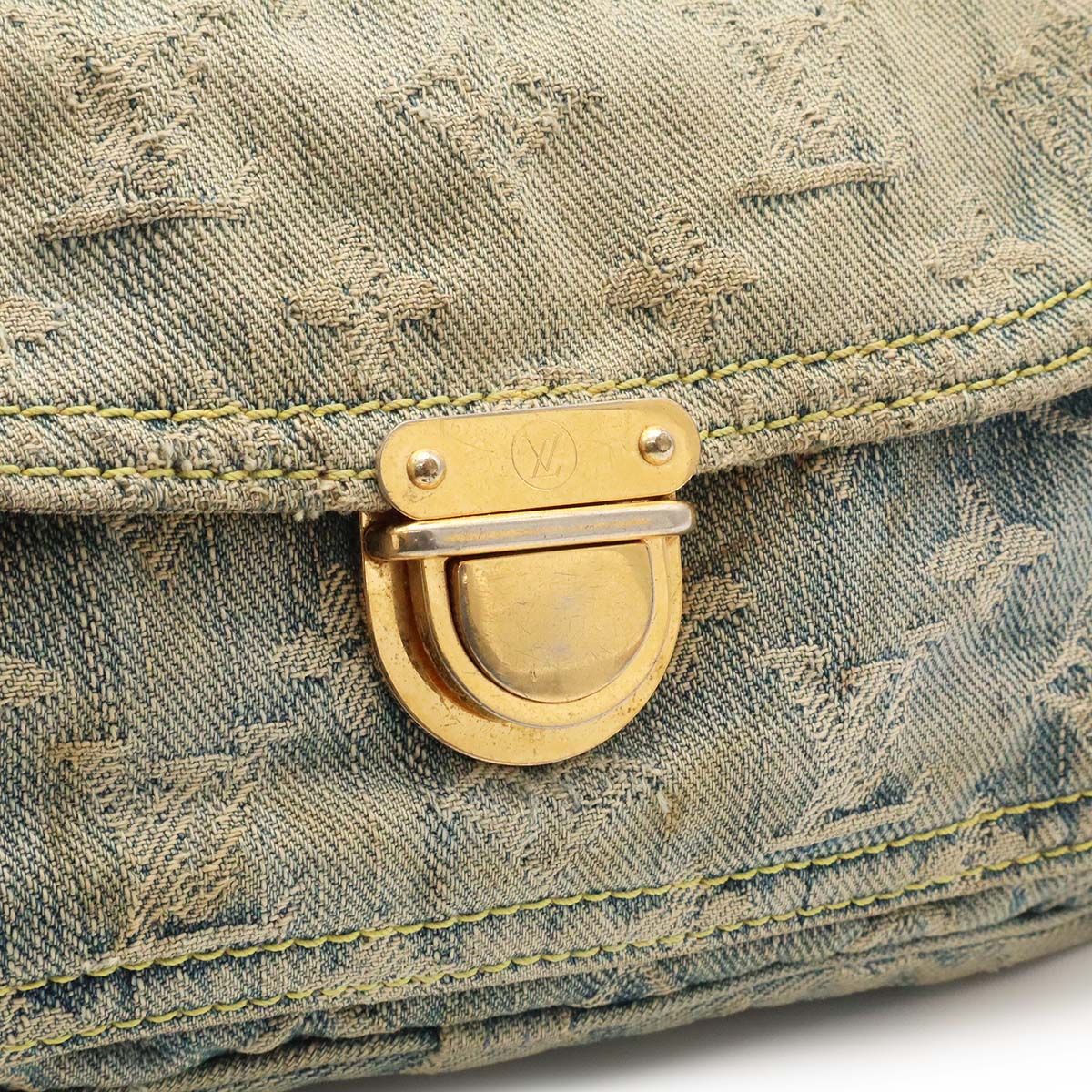 Louis Vuitton Monogram Denim Bum Bag Blue — view 6