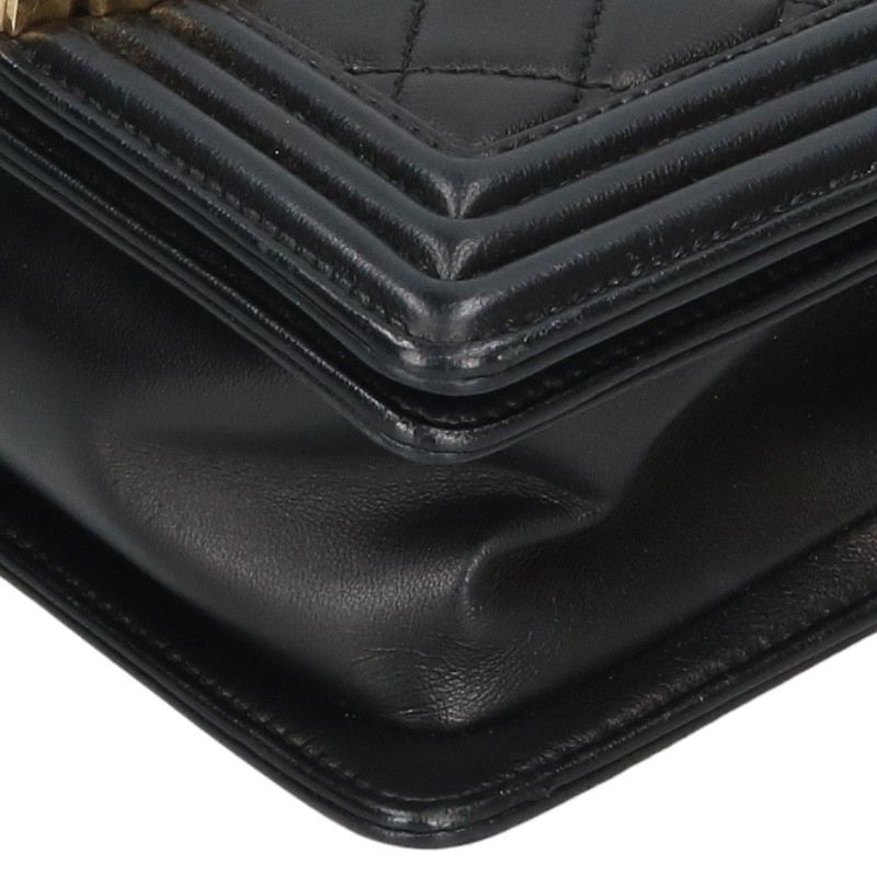 Chanel Boy 20 23 Lambskin Chain Shoulder Bag 20 — view 5
