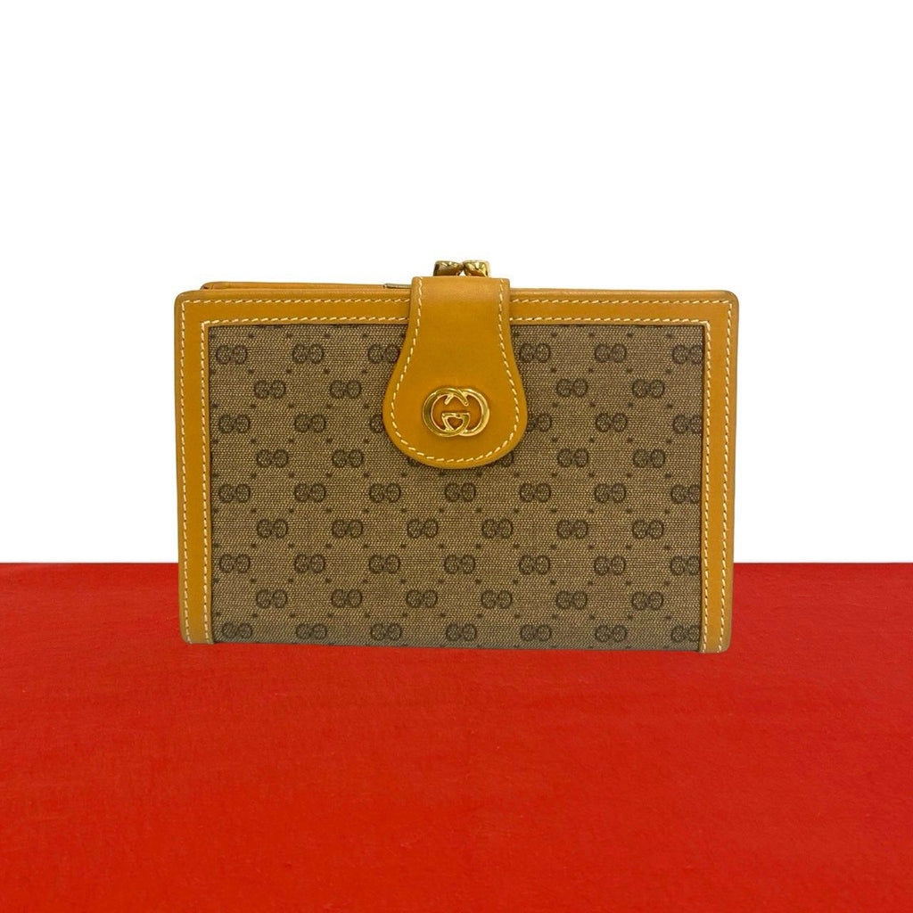 Gucci Vintage Micro GG Logo Leather Bifold Wallet Mini Coin Purse Brown