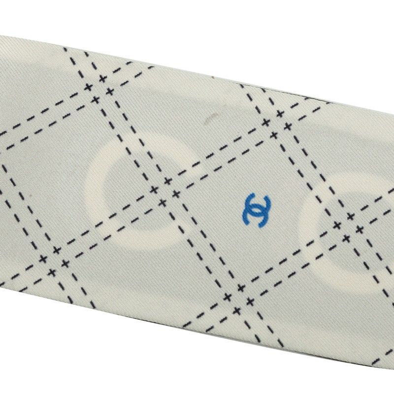Chanel CC Logo Scarf Black White Silk — view 2