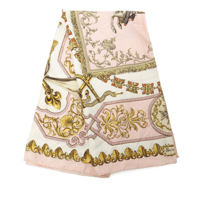 Hermes Carre 90 LV Dovicvs Magnvs White Louis 14 on Horseback Scarf Pink — view 3