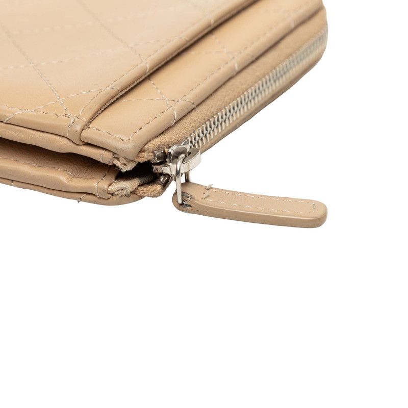 Chanel CC Logo Bifold Wallet Beige Silver Leather — view 5