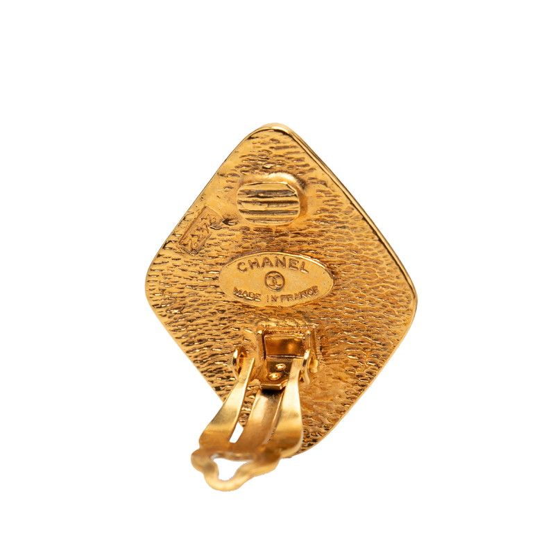 Chanel CC Logo Earrings Gold Plated — view 3