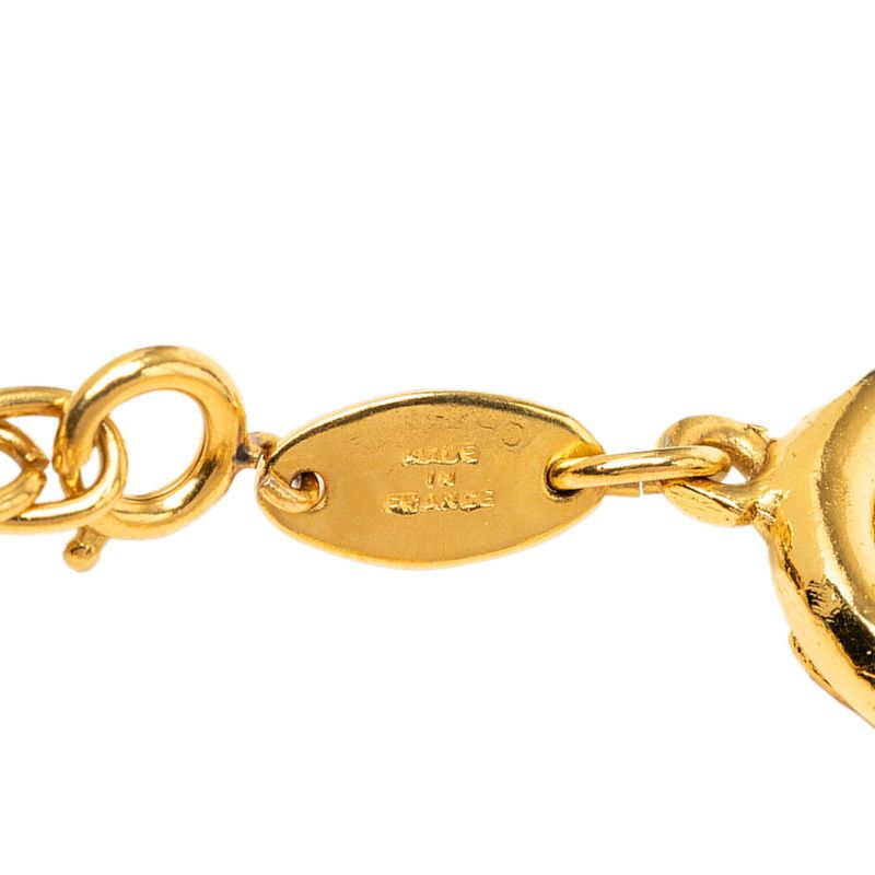 Chanel CC Logo Vintage Chain Bracelet Gold Plated — view 6