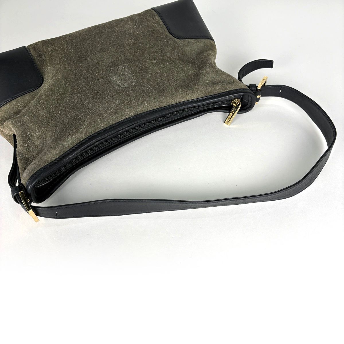 Loewe Shoulder Bag Anagram Suede Green Black — view 6
