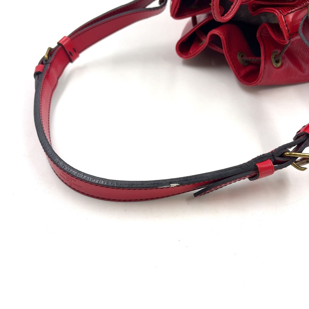 Louis Vuitton Noe Epi Castilian Red Leather Shoulder Bag Gold — view 5