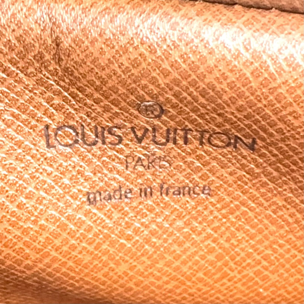 Louis Vuitton Saint Germain 24 Monogram Leather Brown Light Shoulder Bag Gold — view 4