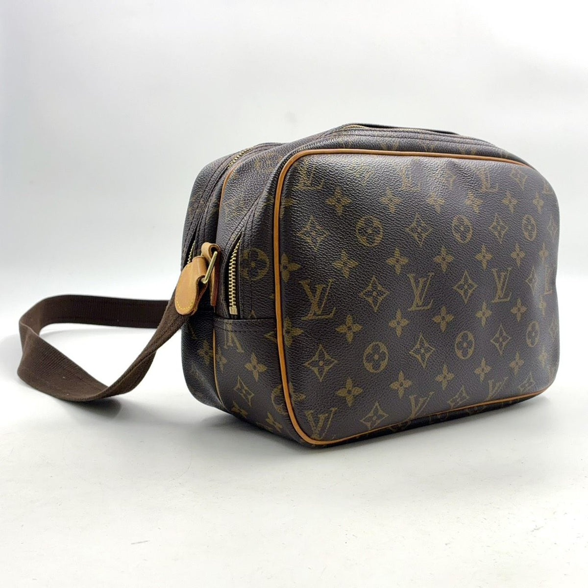 Louis Vuitton Reporter PM Monogram Leather Brown Shoulder Bag Gold — view 2