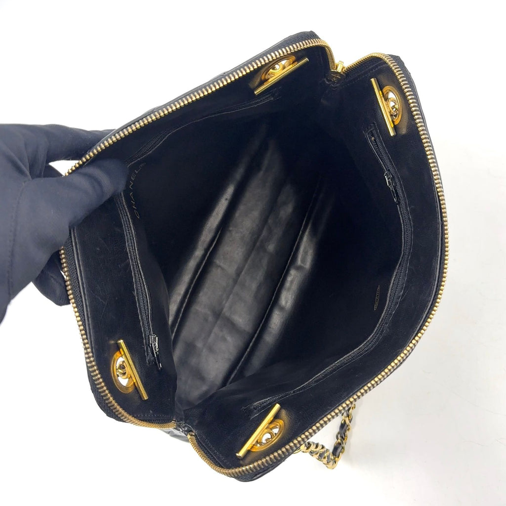 Chanel Quilted Lambskin Black Shoulder Bag Gold — view 3