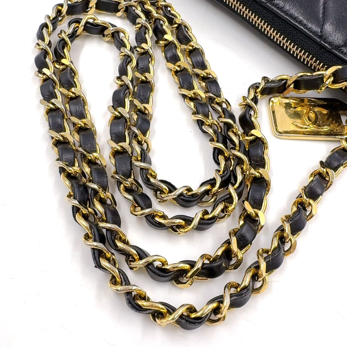 Chanel Quilted Lambskin Black Shoulder Bag Gold — view 5