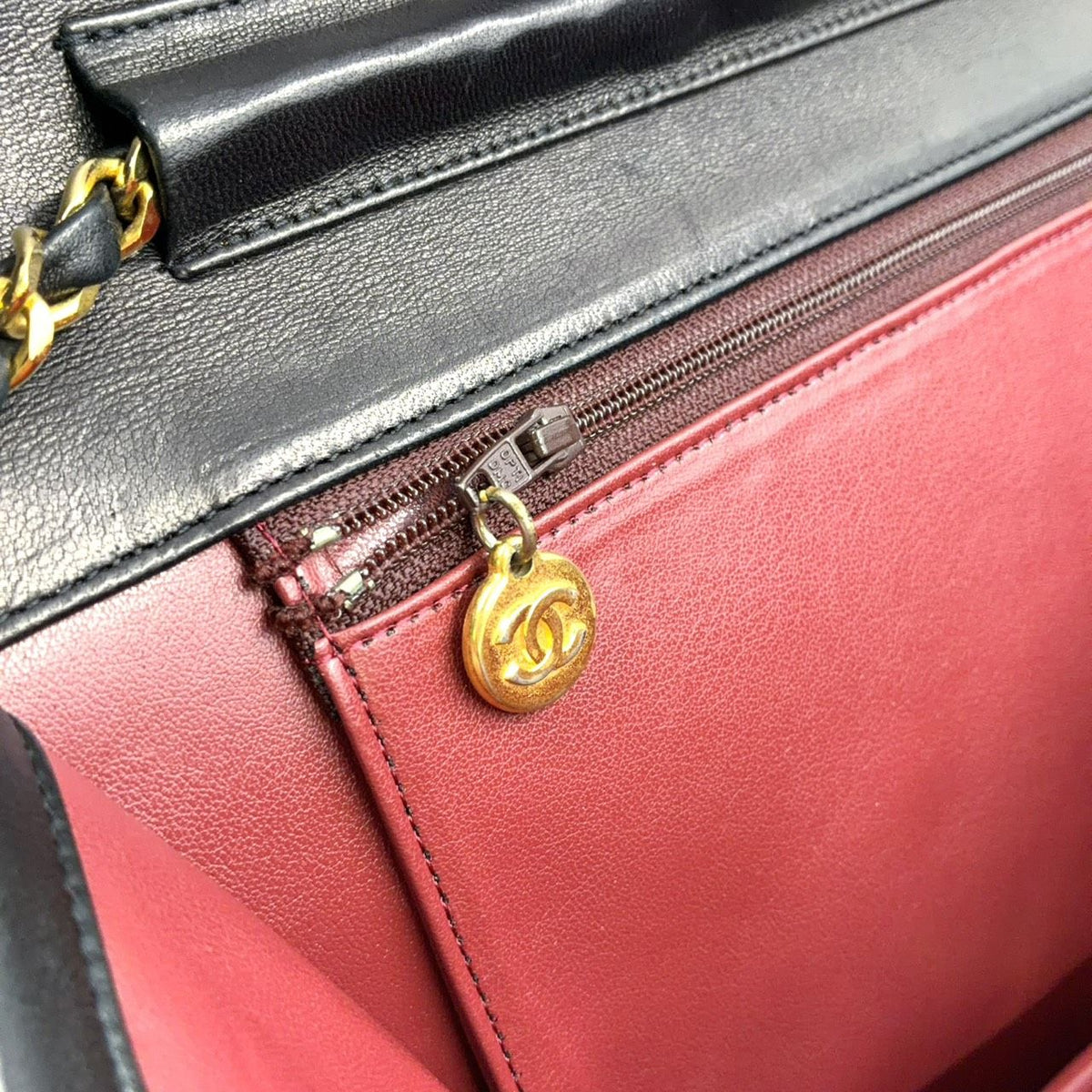 Chanel Pushlock Quilted Lambskin Black Chain Shoulder Bag Gold — view 5