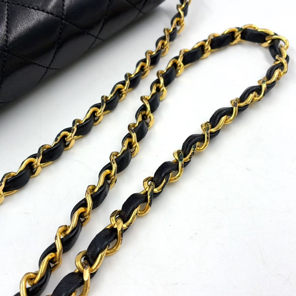 Chanel Pushlock Quilted Lambskin Black Chain Shoulder Bag Gold — view 8