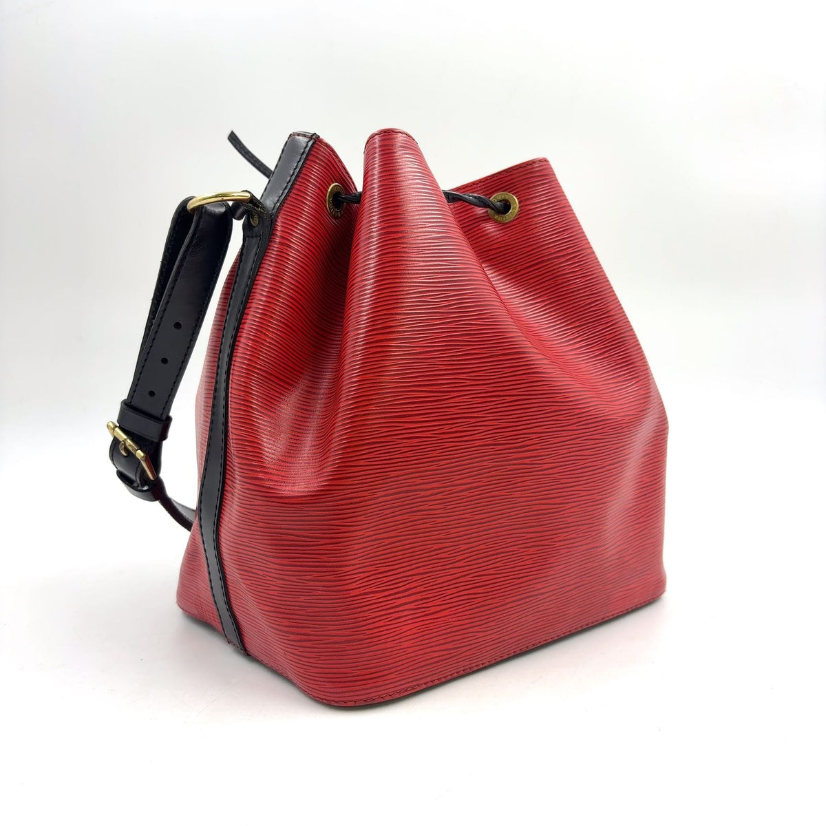 Louis Vuitton Petit Noir Epi Castilian Red Leather Black Shoulder Bag Gold — view 2