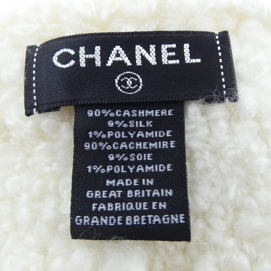 Chanel Scarf White — view 3